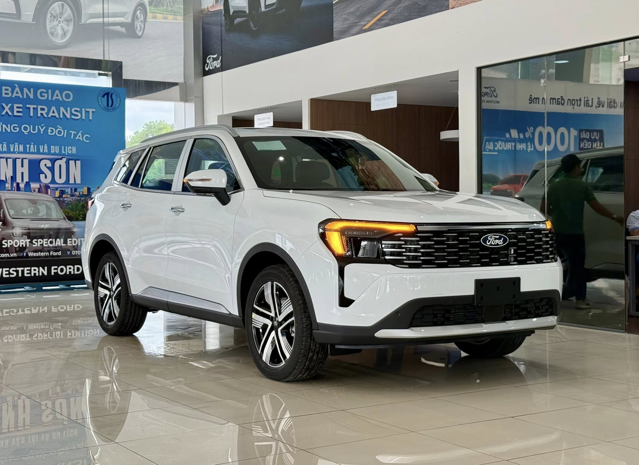 Lăn bánh Ford Territory tại Huế